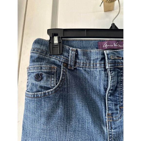Gloria Vanderbilt Women’s size 4 blue jeans - Picture 3 of 7